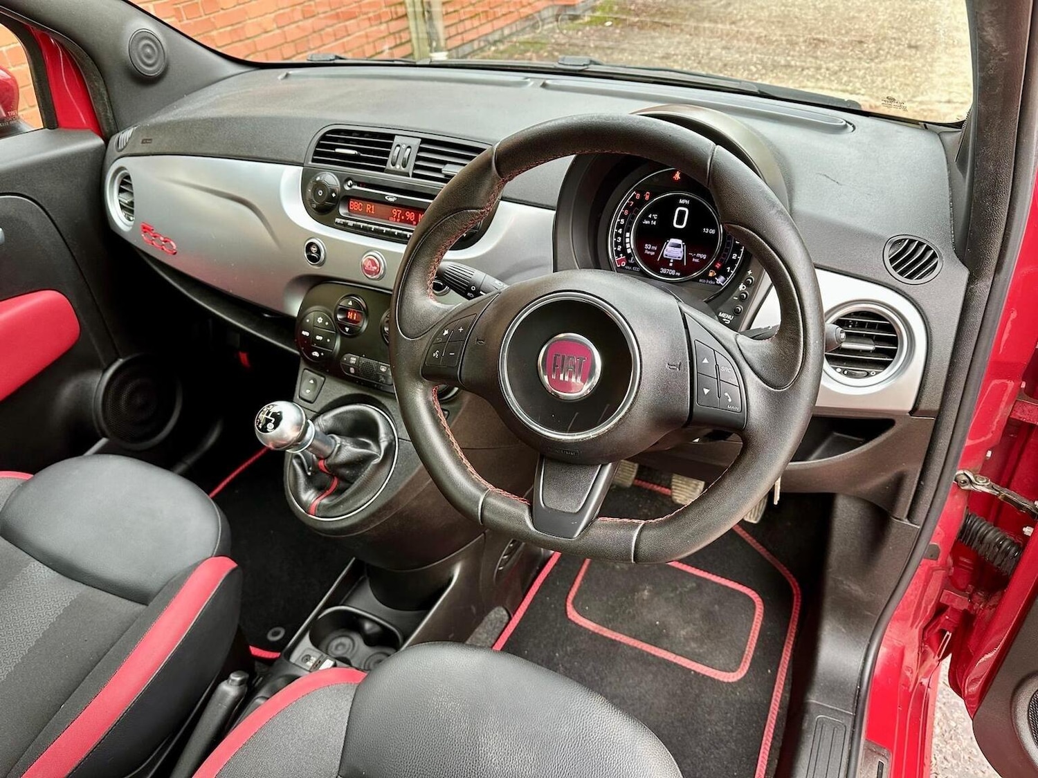 Used Fiat 500 2015 for sale - 77220514: Photo 4