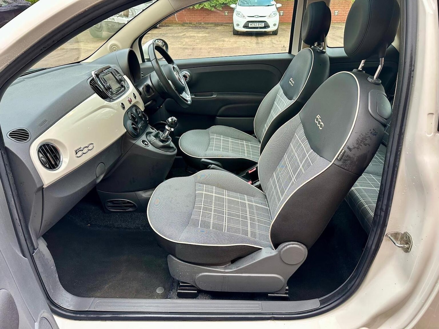 Used Fiat 500 2015 for sale - 77377763: Photo 9