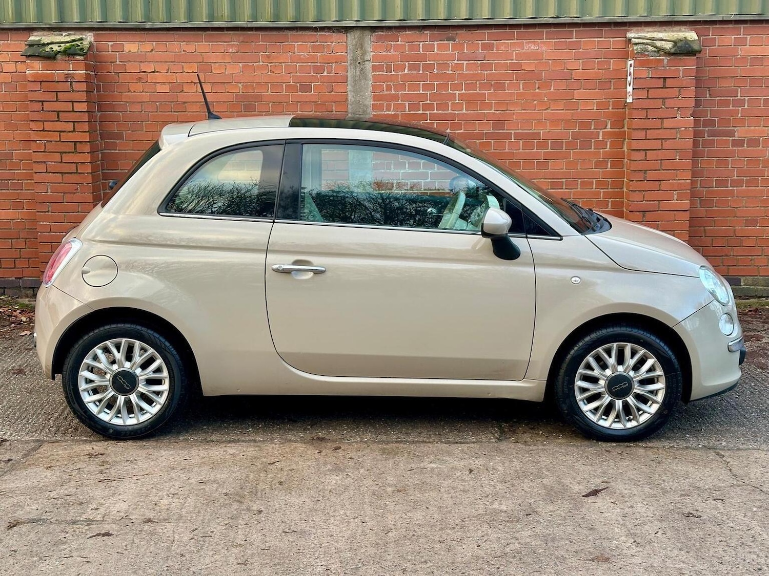 Used Fiat 500 2015 for sale - 76918440: Photo 10