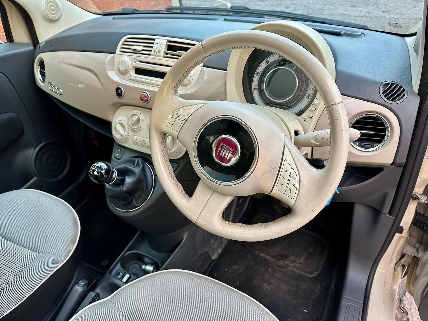 Used Fiat 500 2015 for sale - 76918440: Photo 4