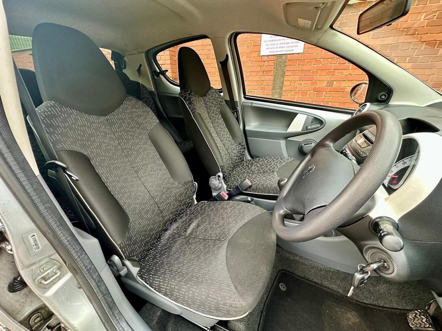 Used Peugeot 107 2011 for sale - 77195472: Photo 5