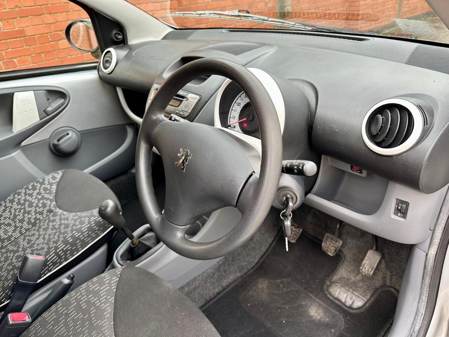 Used Peugeot 107 2011 for sale - 77195472: Photo 7