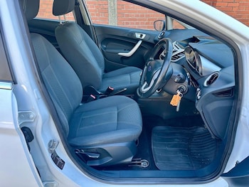 Used Ford Fiesta 2012 for sale - 78360125: Photo
