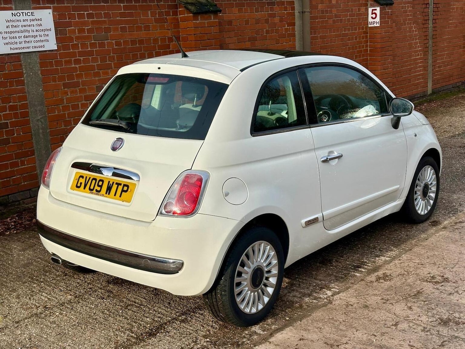 Used Fiat 500 2009 for sale - 77207156: Photo 10
