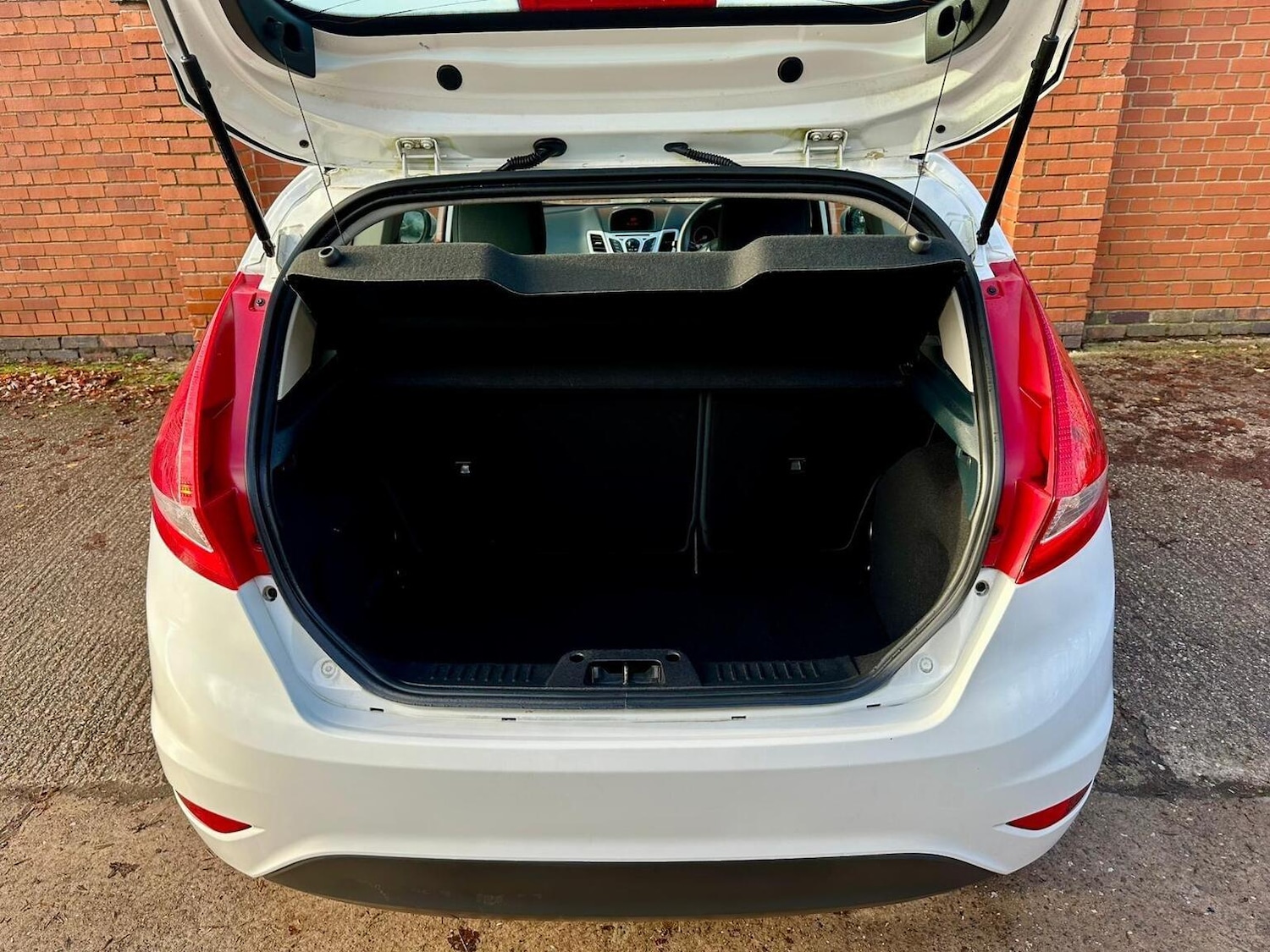 Used Ford Fiesta 2012 for sale - 76845025: Photo 18