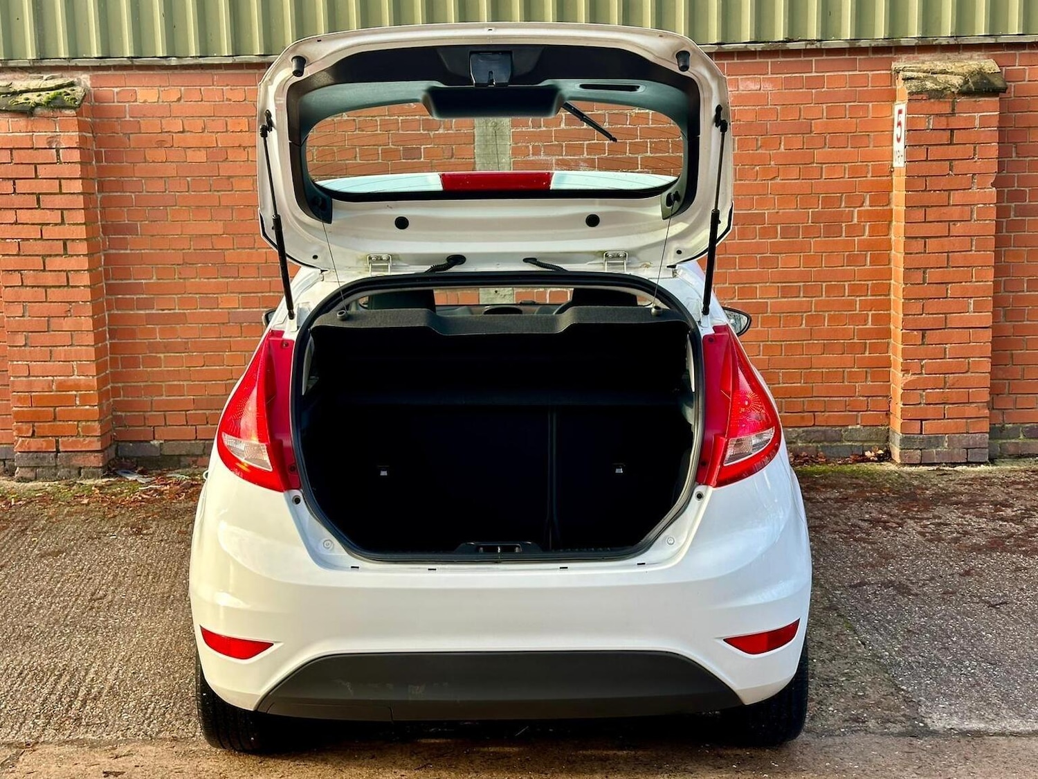 Used Ford Fiesta 2012 for sale - 76845025: Photo 20