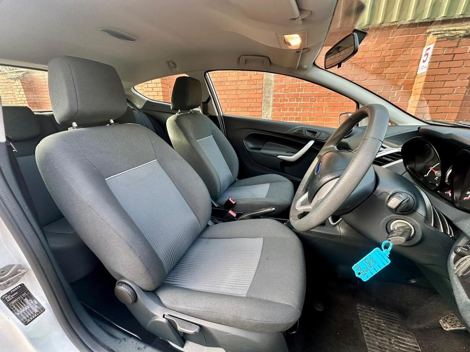 Used Ford Fiesta 2012 for sale - 76845025: Photo 3