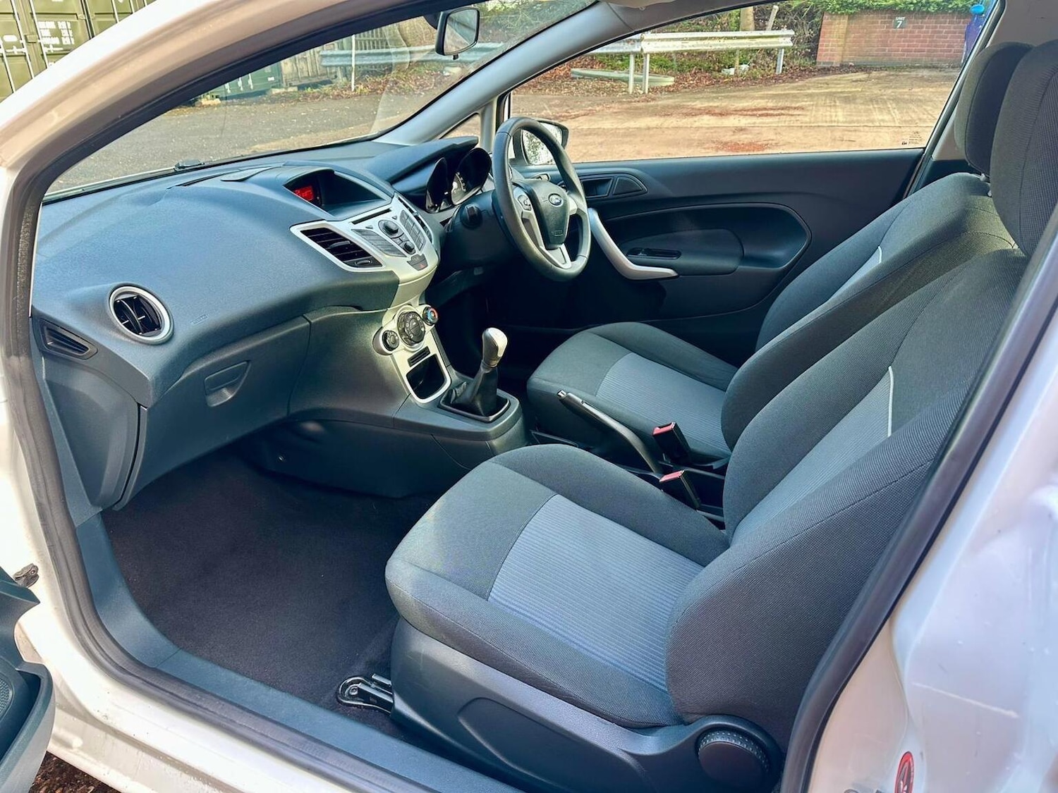 Used Ford Fiesta 2012 for sale - 76845025: Photo 6