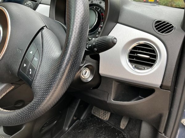 Used Fiat 500 2010 for sale - 76096993: Photo 5
