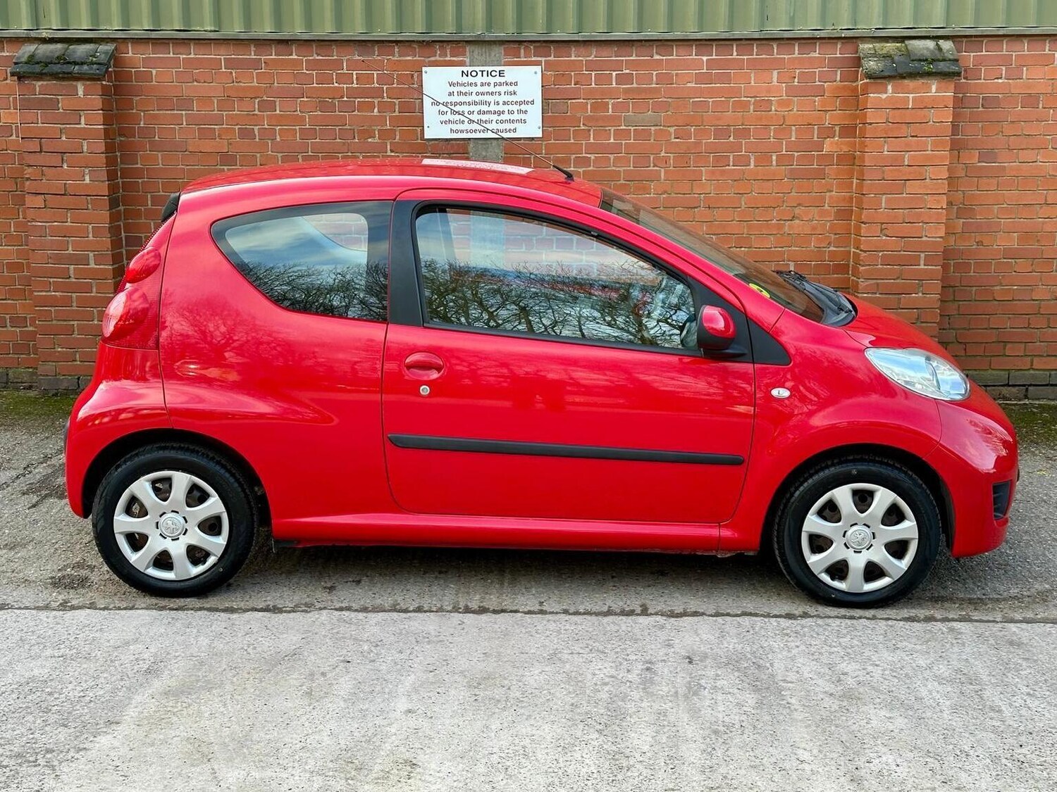 Used Peugeot 107 2009 for sale - 77675707: Photo 12