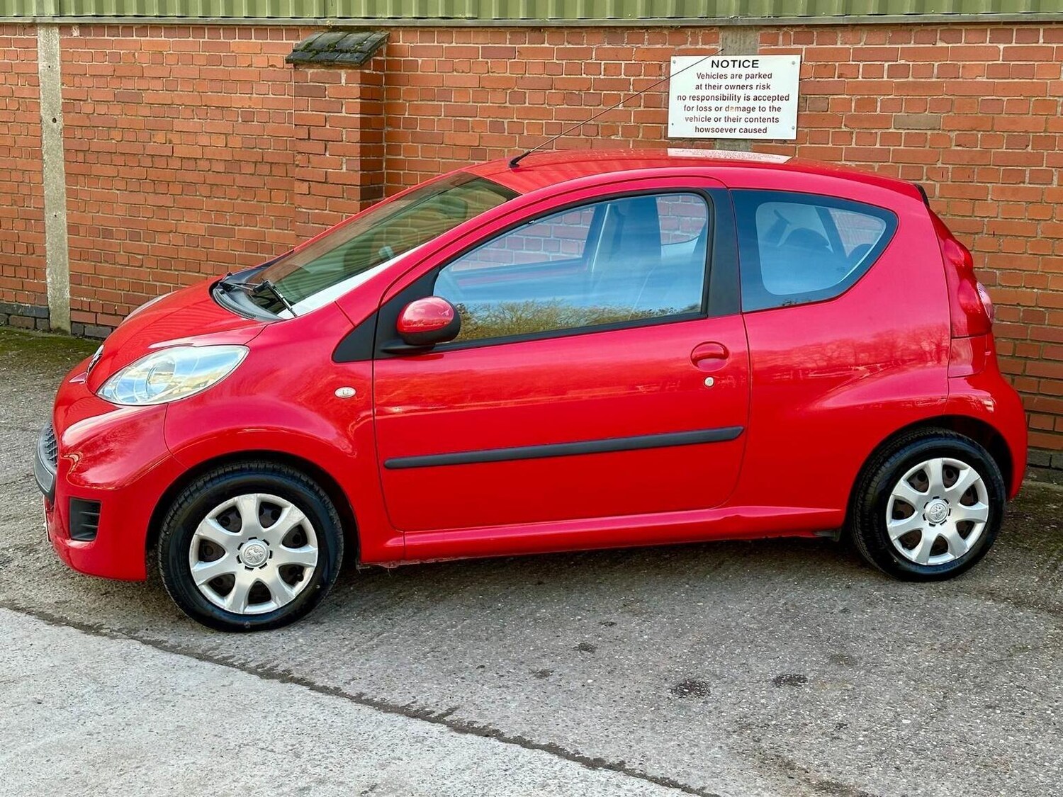 Used Peugeot 107 2009 for sale - 77675707: Photo 18