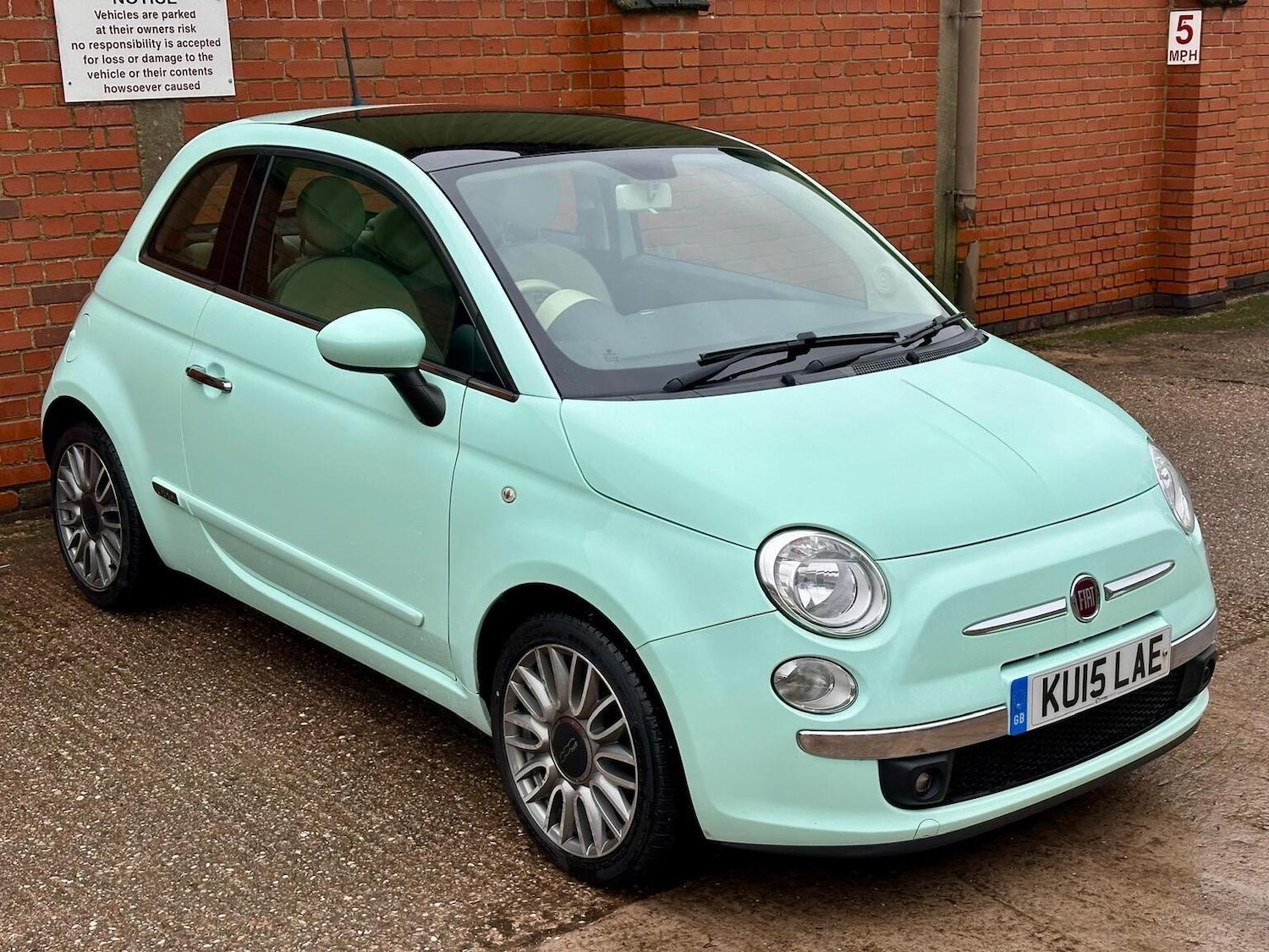 Used Fiat 500 2015 for sale - 77541608: Photo 2