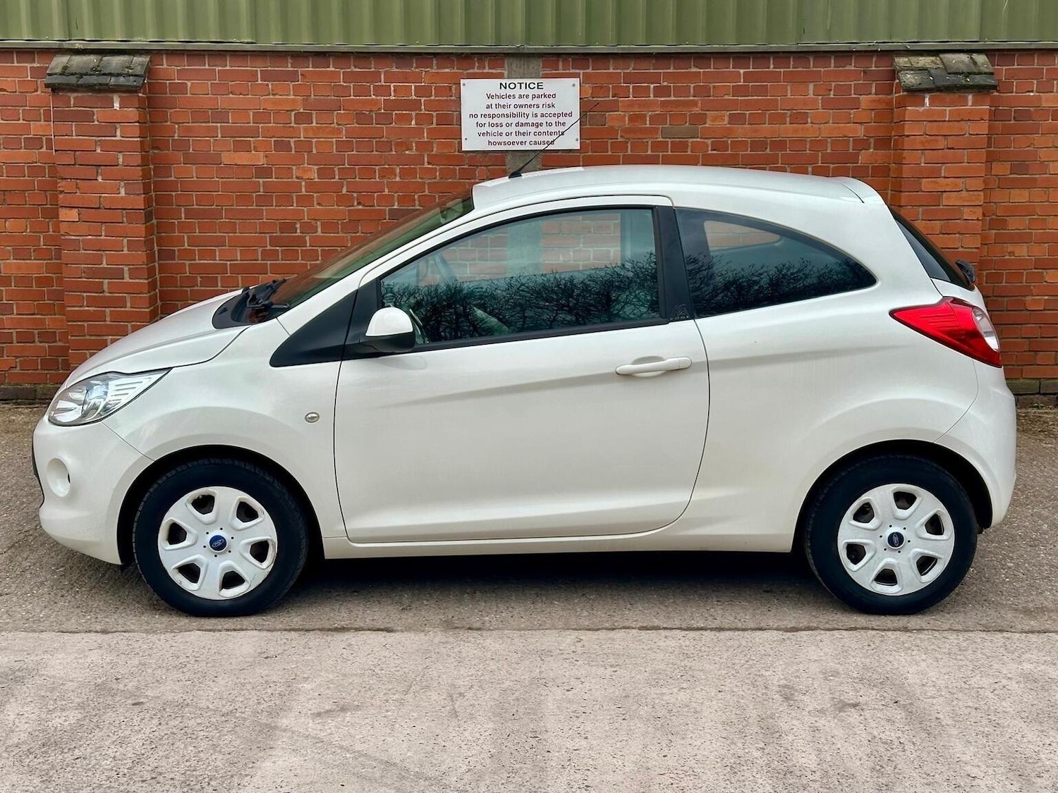 Used Ford Ka 2015 for sale - 77997261: Photo 14