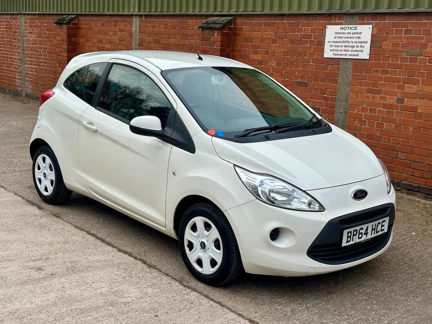 Used Ford Ka 2015 for sale - 77997261: Photo 2