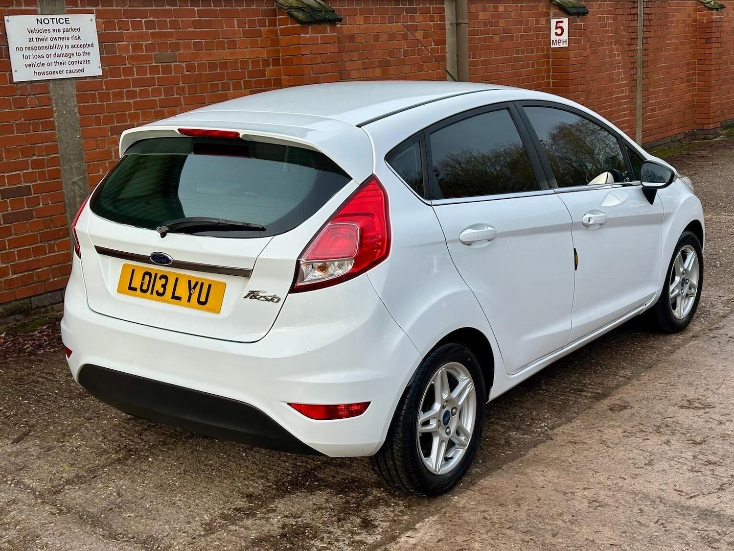 Used Ford Fiesta 2013 for sale - 77201330: Photo 10