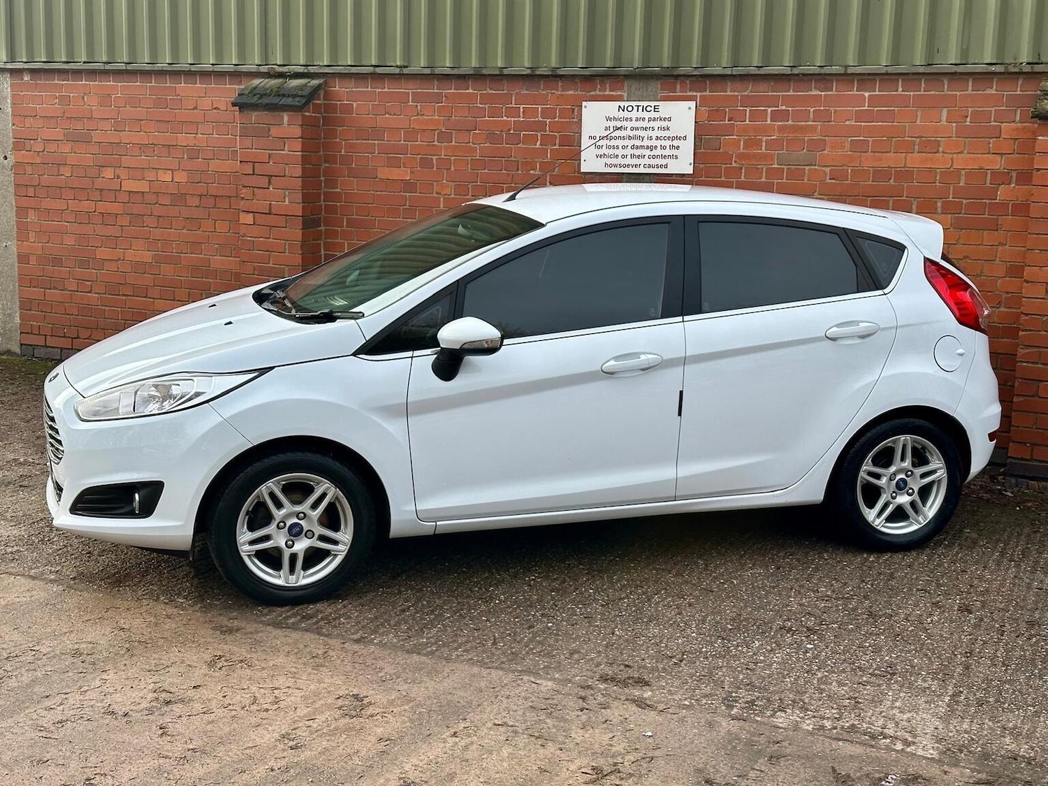 Used Ford Fiesta 2013 for sale - 77201330: Photo 22