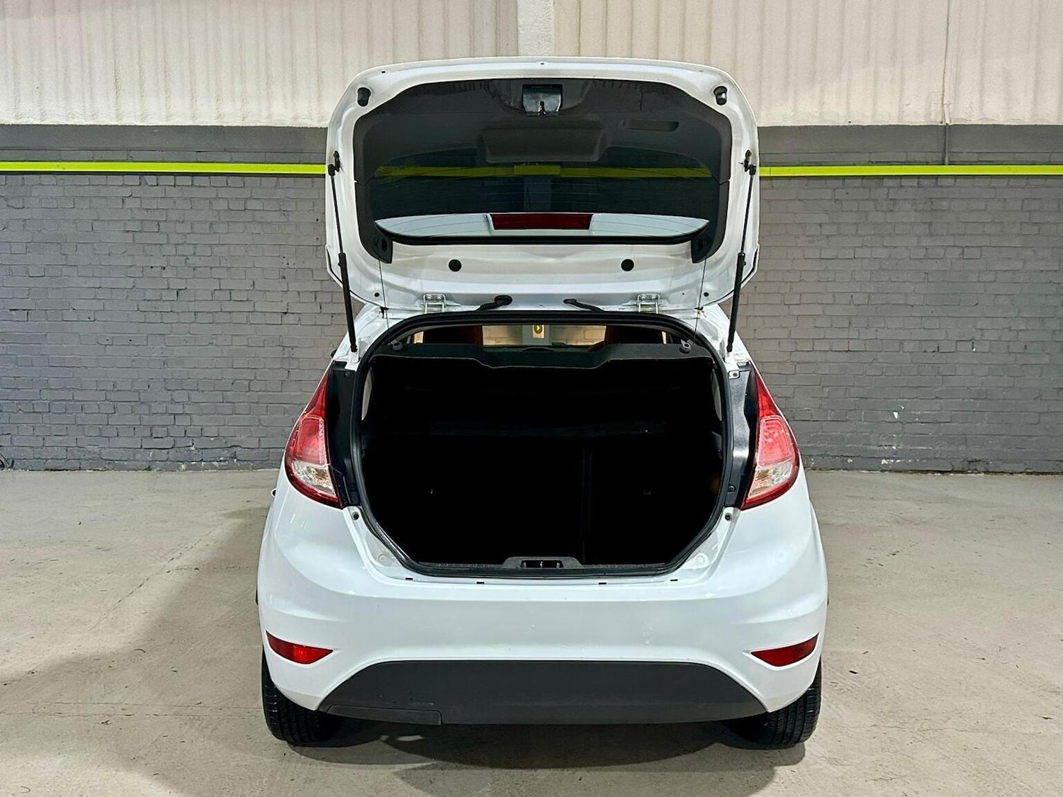 Used Ford Fiesta 2014 for sale - 77474814: Photo 12