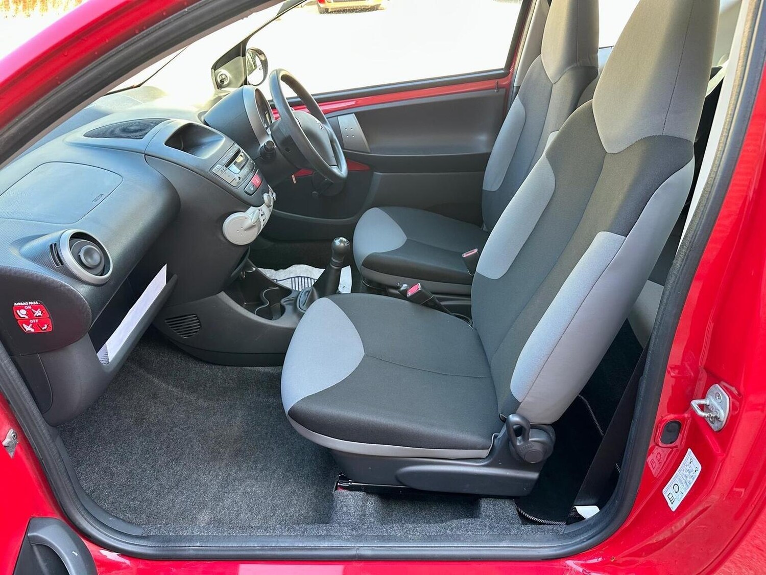 Used Peugeot 107 2013 for sale - 78149673: Photo 9