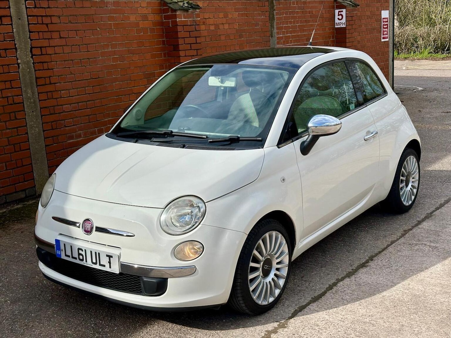 Used Fiat 500 2011 for sale - 77888469: Photo 1