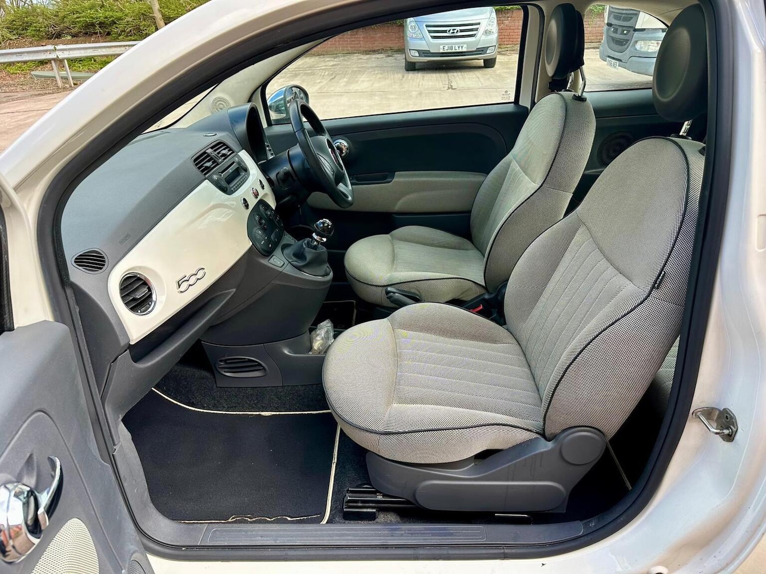 Used Fiat 500 2011 for sale - 77888469: Photo 11