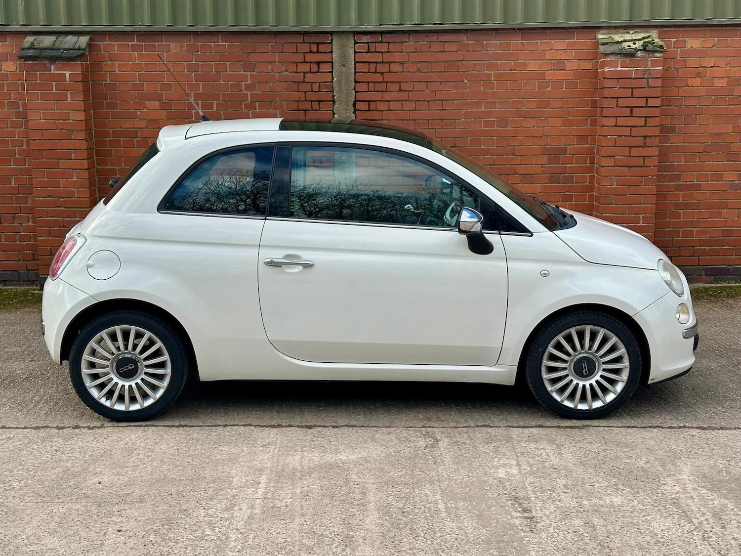 Used Fiat 500 2011 for sale - 77888469: Photo 13