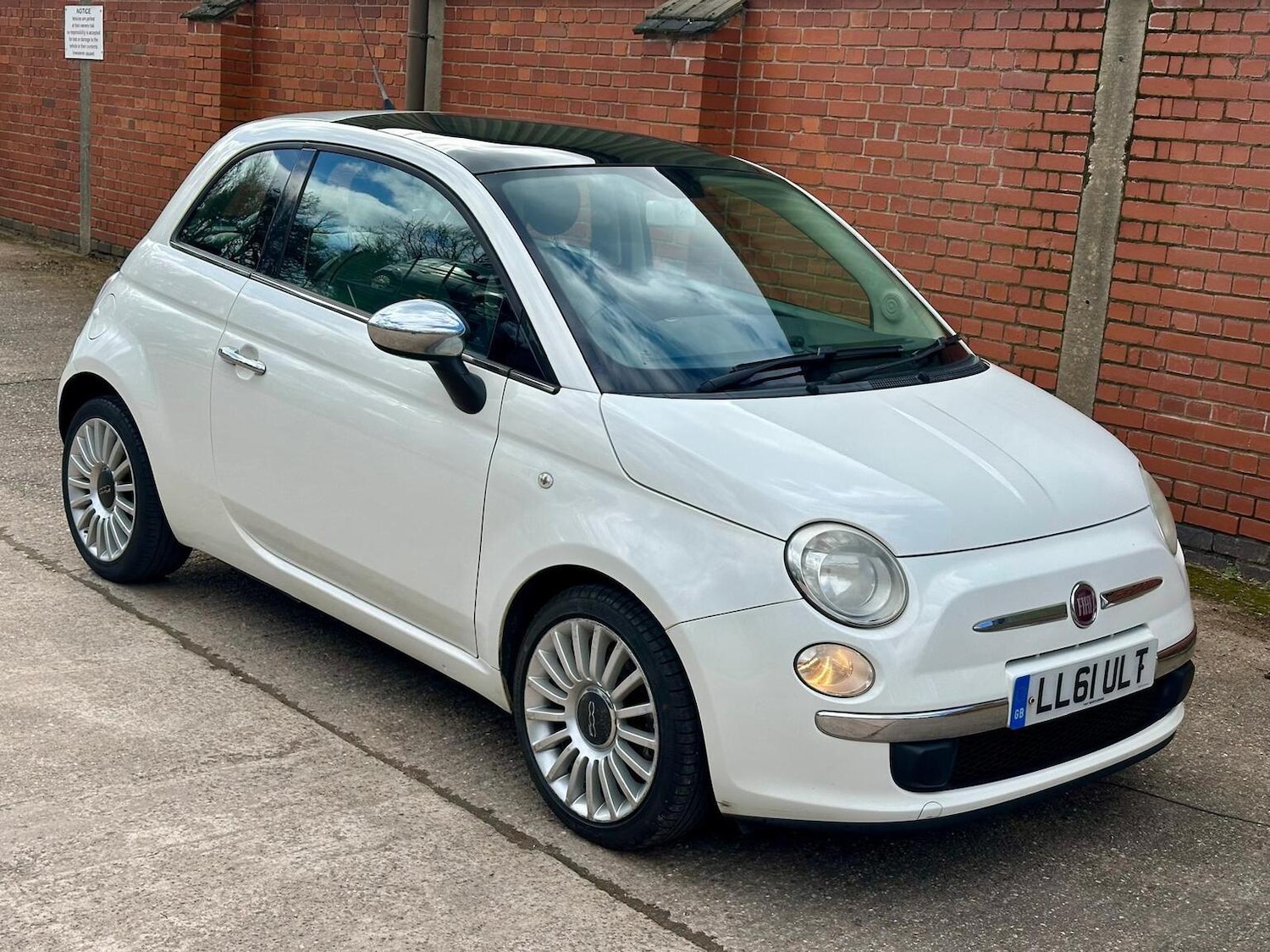 Used Fiat 500 2011 for sale - 77888469: Photo 14
