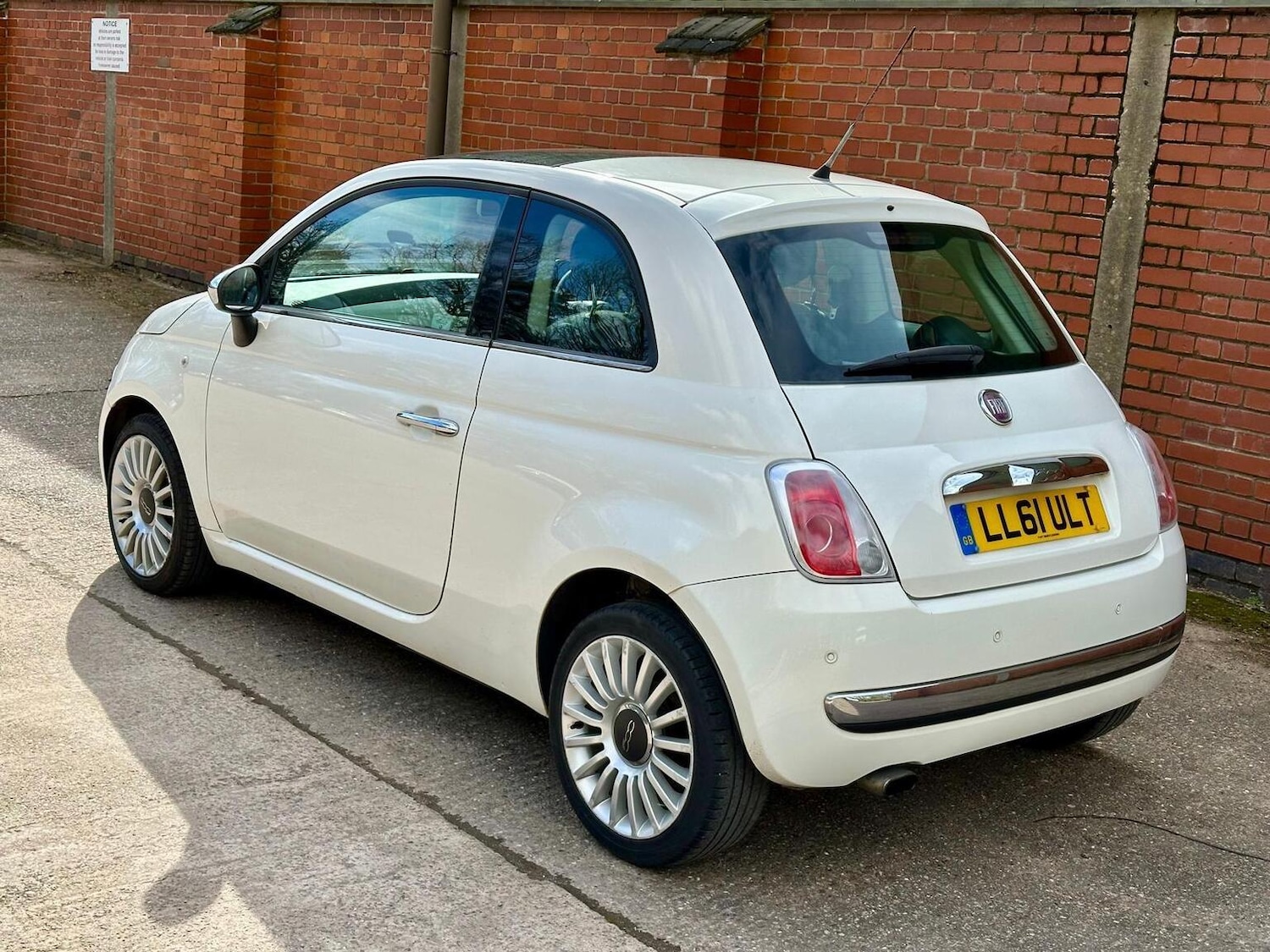 Used Fiat 500 2011 for sale - 77888469: Photo 25