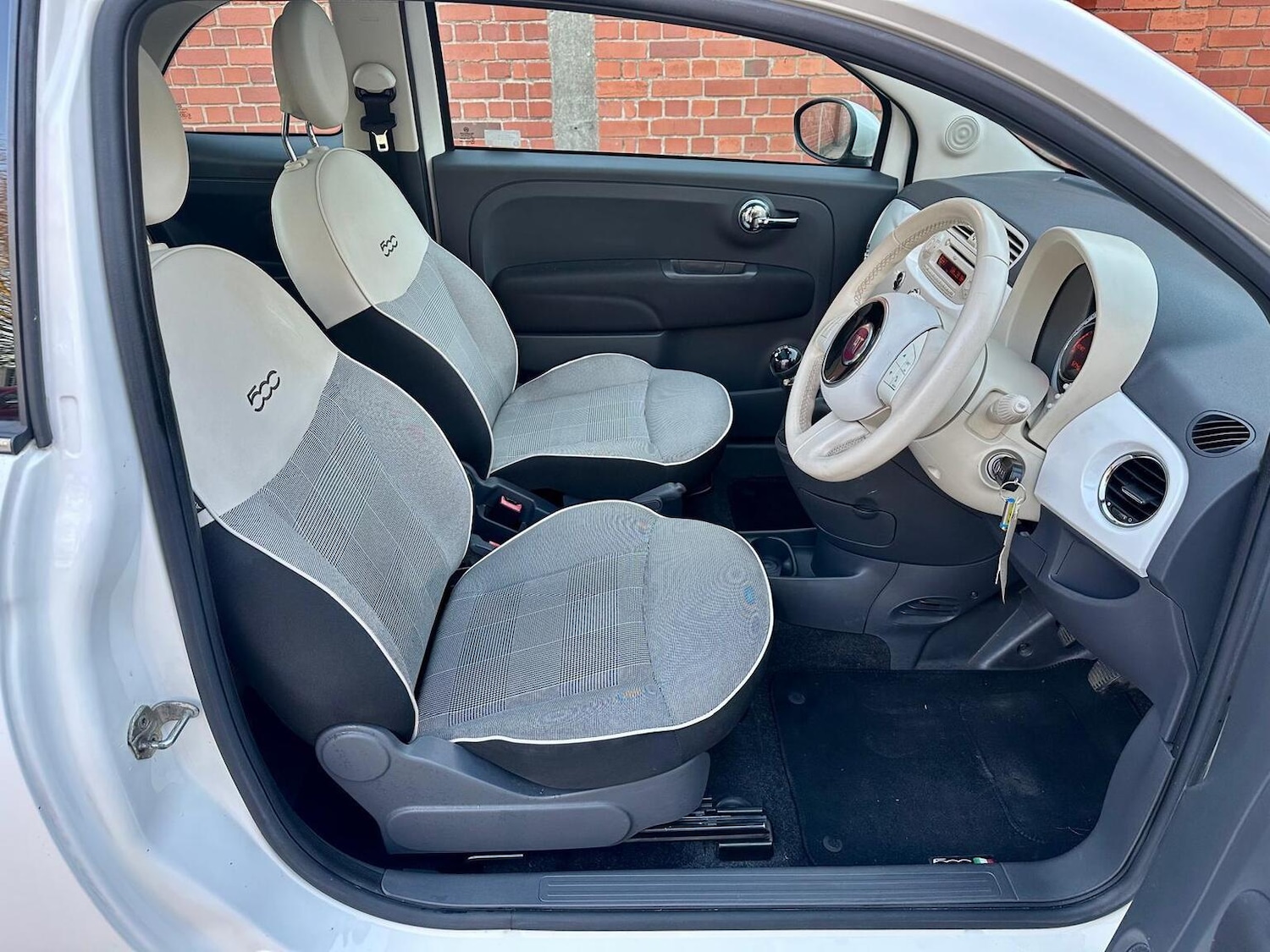 Used Fiat 500 2014 for sale - 77931251: Photo 3