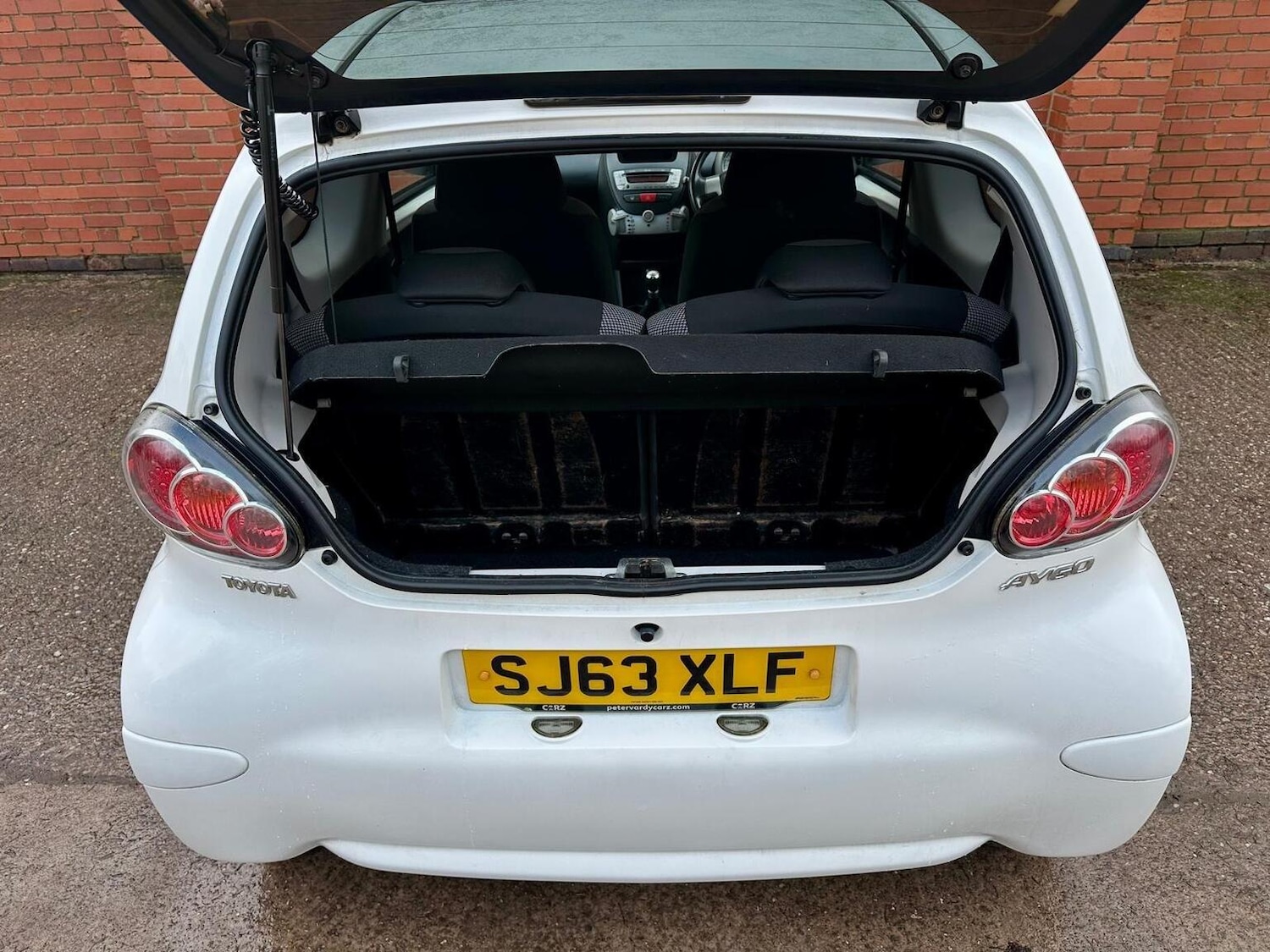 Used Toyota AYGO 2013 for sale - 77391901: Photo 17