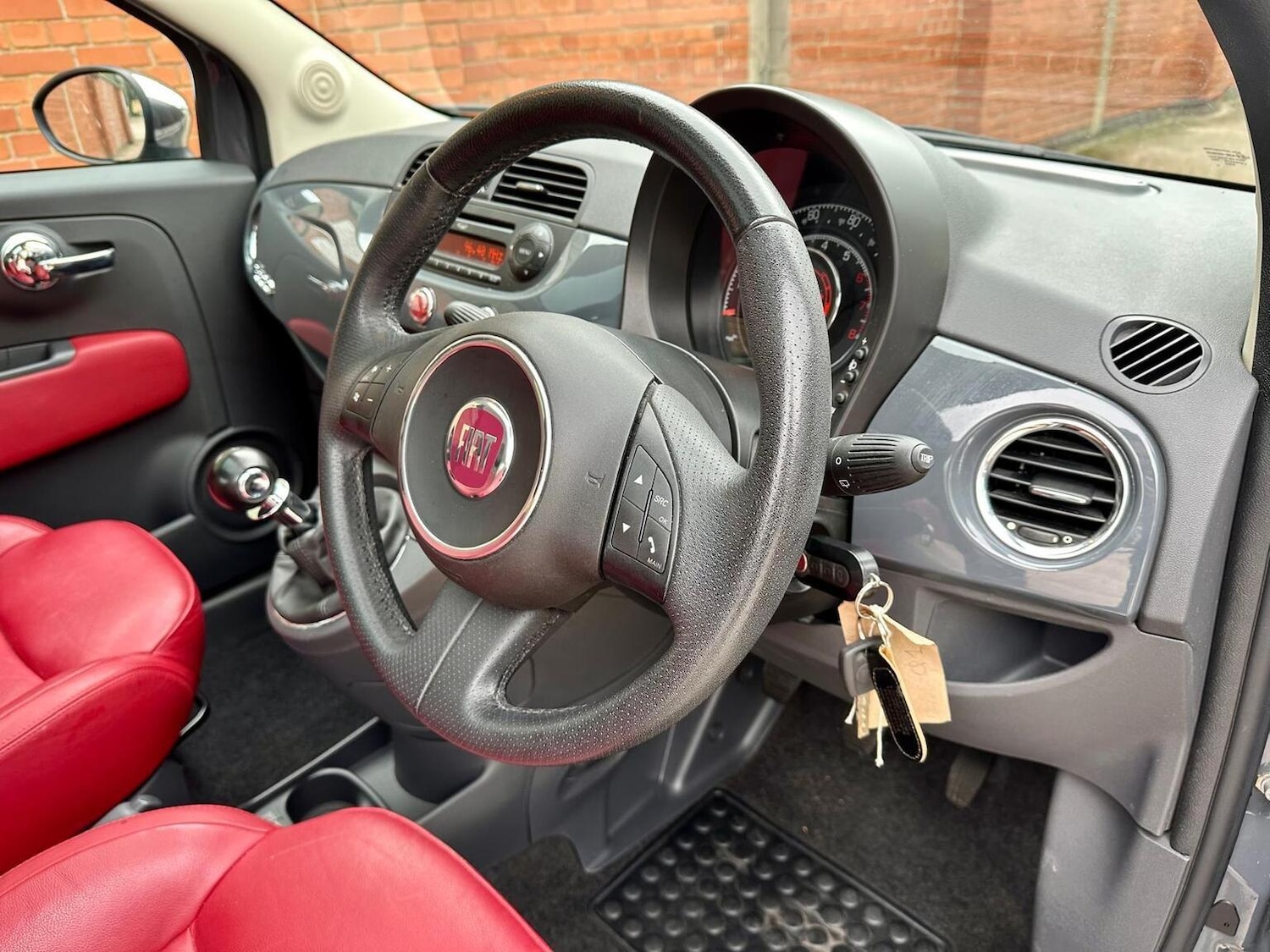 Used Fiat 500 2010 for sale - 77759011: Photo 6
