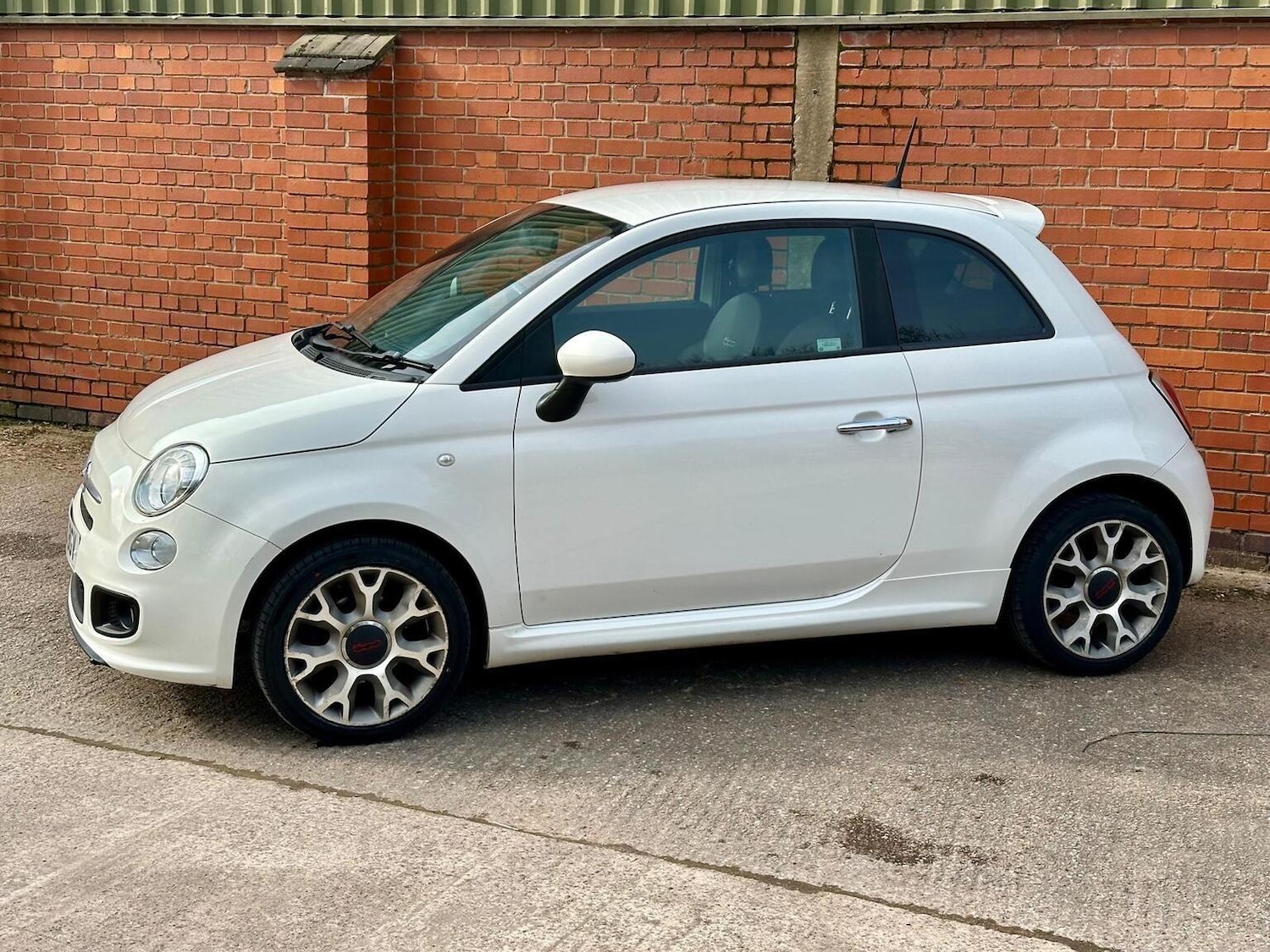 Used Fiat 500 2015 for sale - 77983724: Photo 16