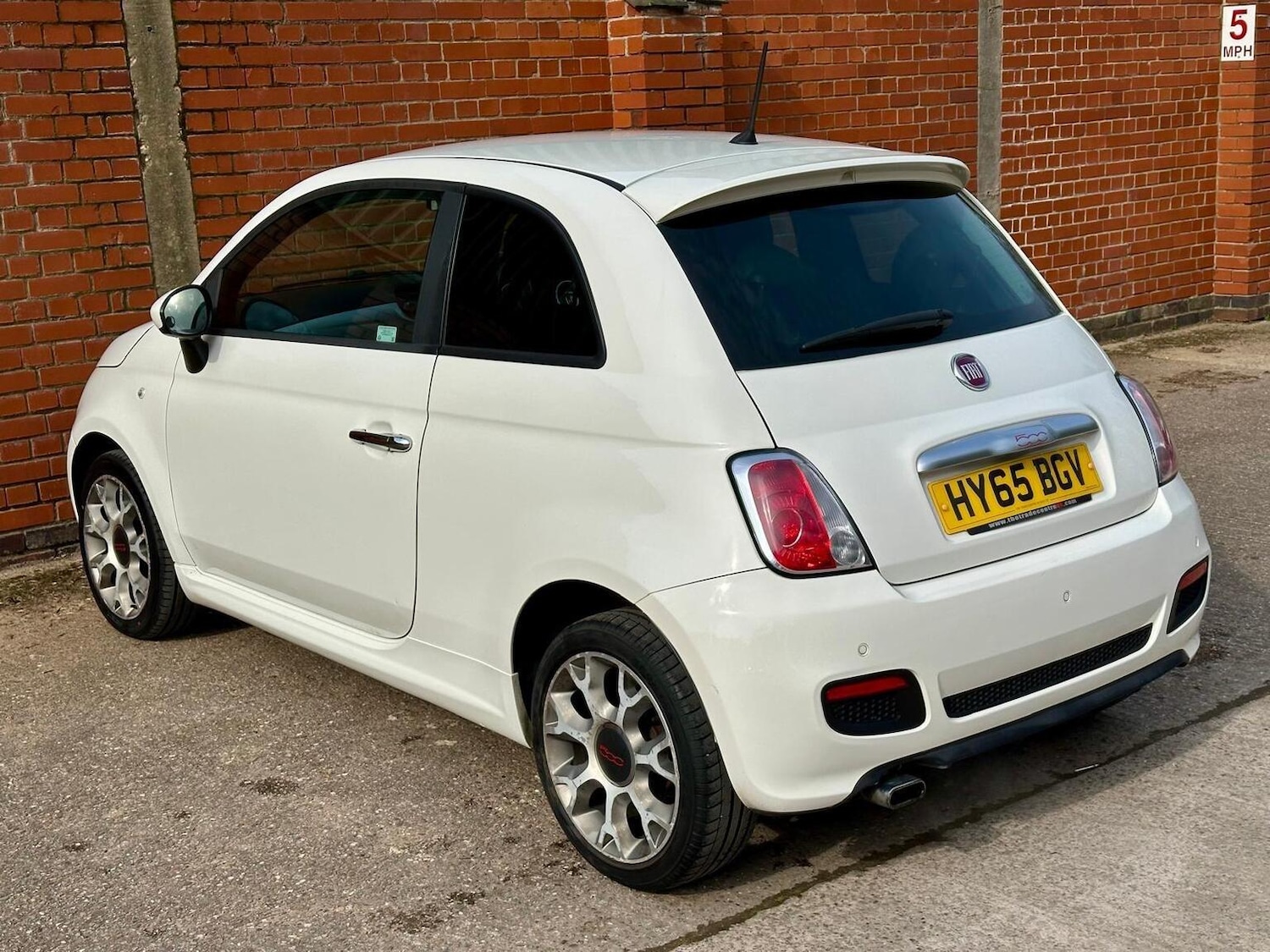 Used Fiat 500 2015 for sale - 77983724: Photo 25