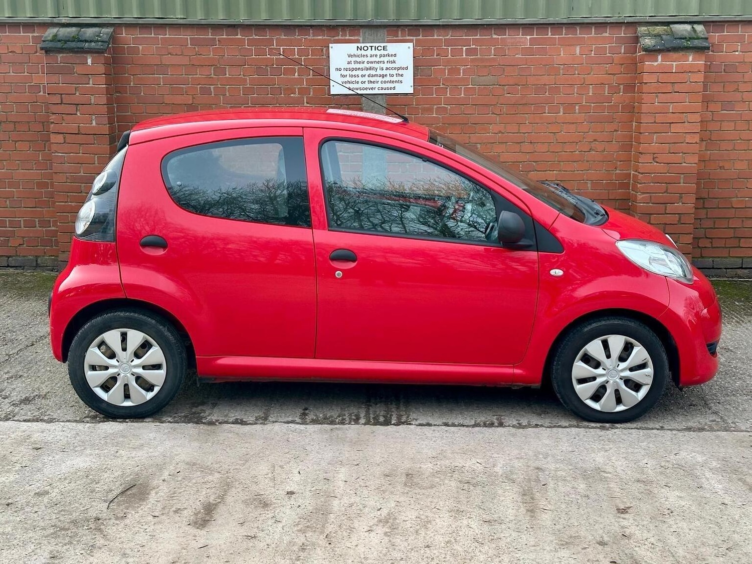 Used Citroen C1 2010 for sale - 77603421: Photo 10
