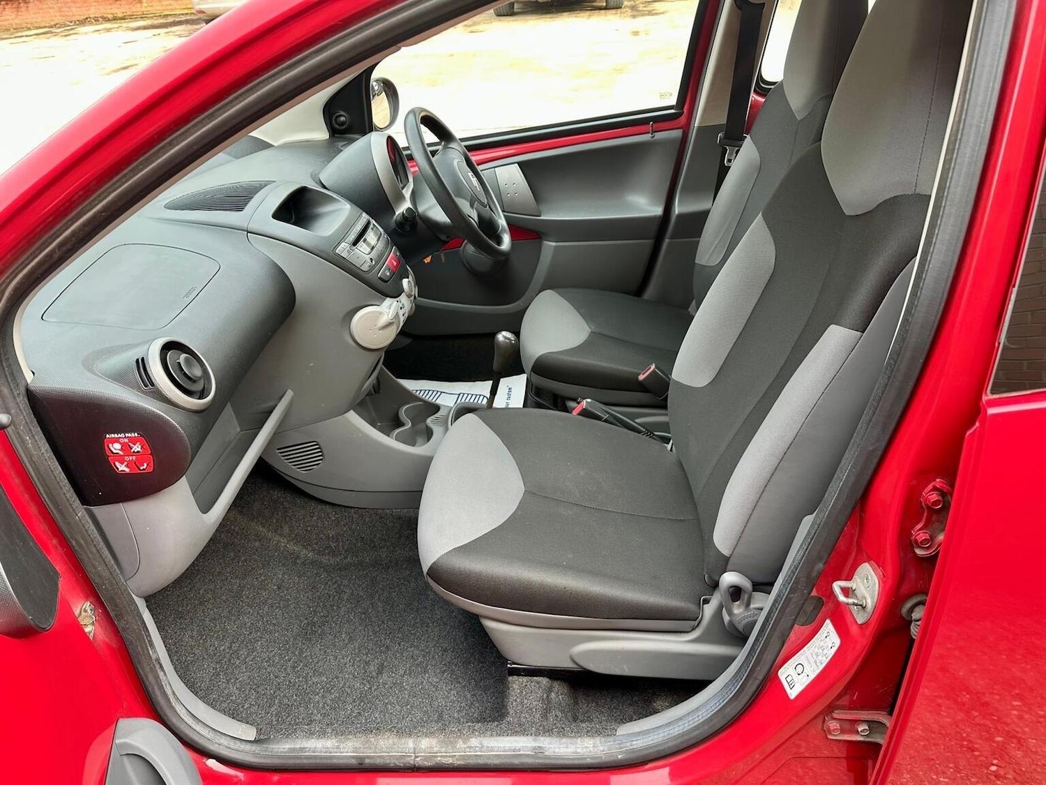 Used Citroen C1 2010 for sale - 77603421: Photo 6