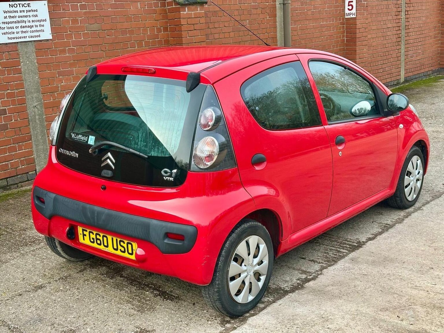 Used Citroen C1 2010 for sale - 77603421: Photo 9