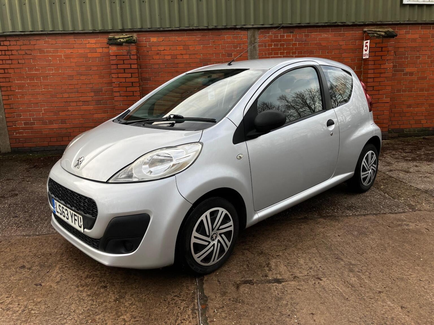 Used Peugeot 107 2013 for sale - 76935294: Photo 1