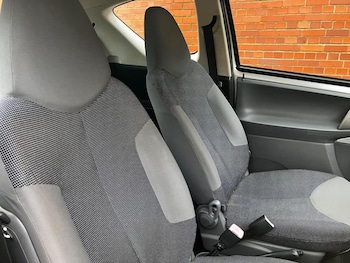 Used Peugeot 107 2013 for sale - 76935294: Photo