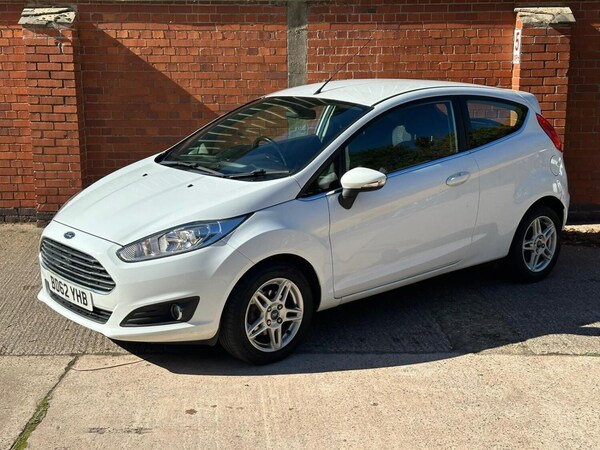 Used Ford Fiesta 2012 for sale - 76058064: Photo 3