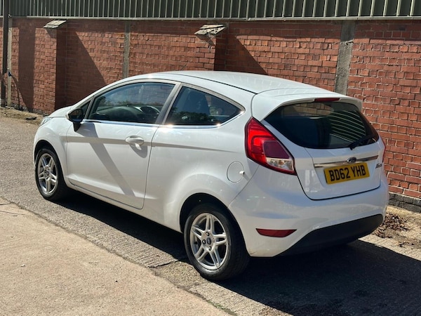 Used Ford Fiesta 2012 for sale - 76058064: Photo 6