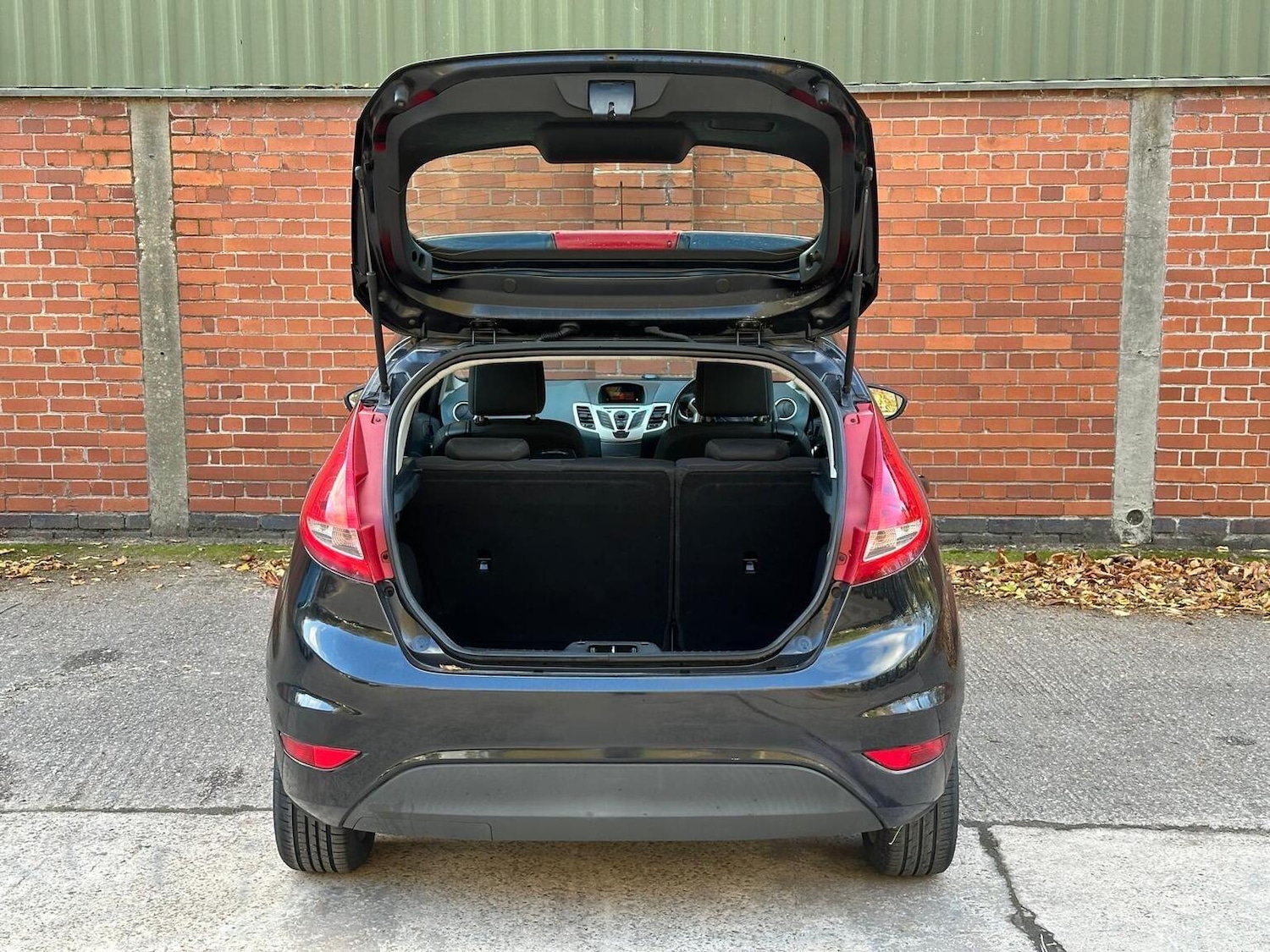 Used Ford Fiesta 2009 for sale - 76421888: Photo 11