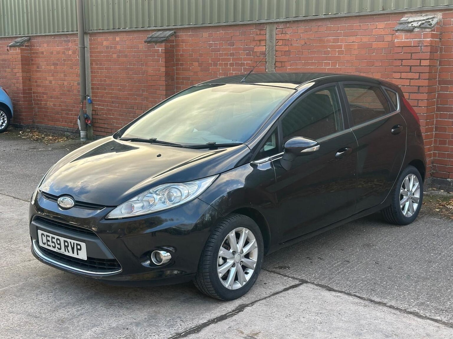 Used Ford Fiesta 2009 for sale - 76421888: Photo 12