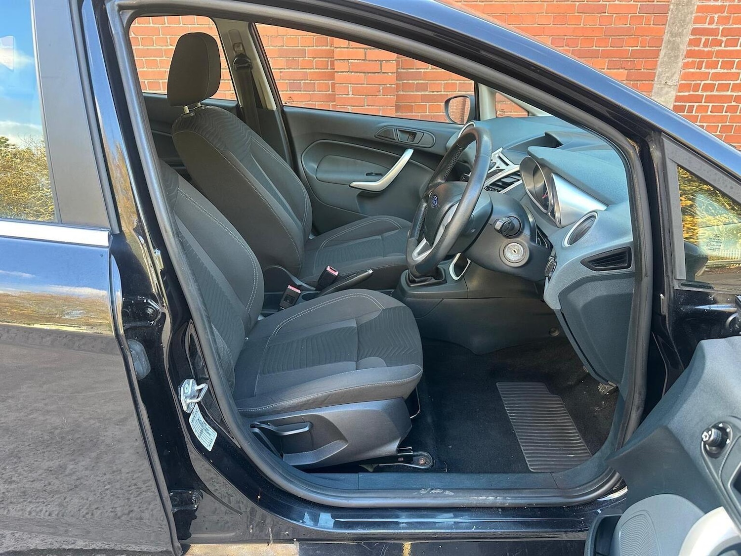 Used Ford Fiesta 2009 for sale - 76421888: Photo 14