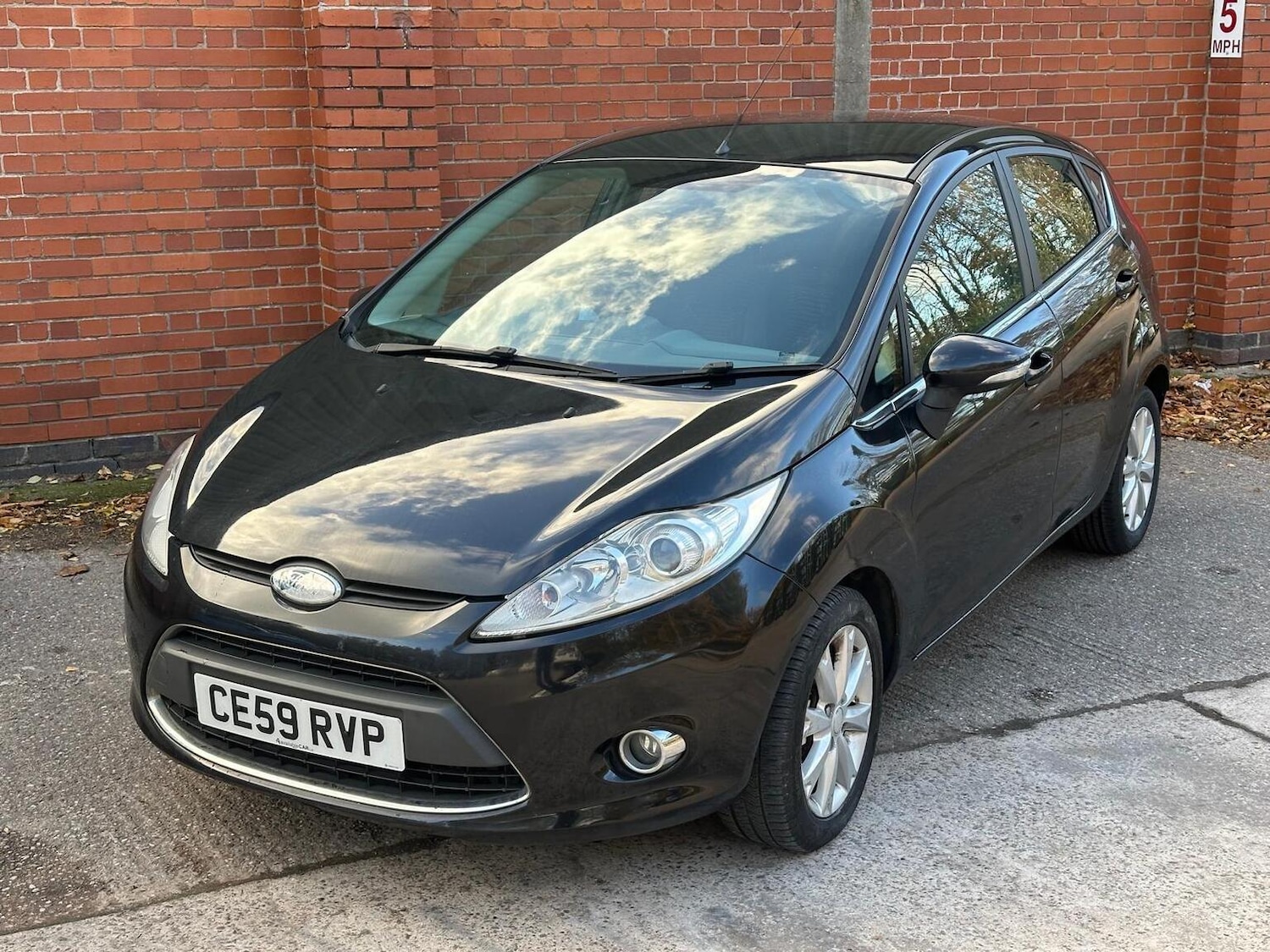 Used Ford Fiesta 2009 for sale - 76421888: Photo 18