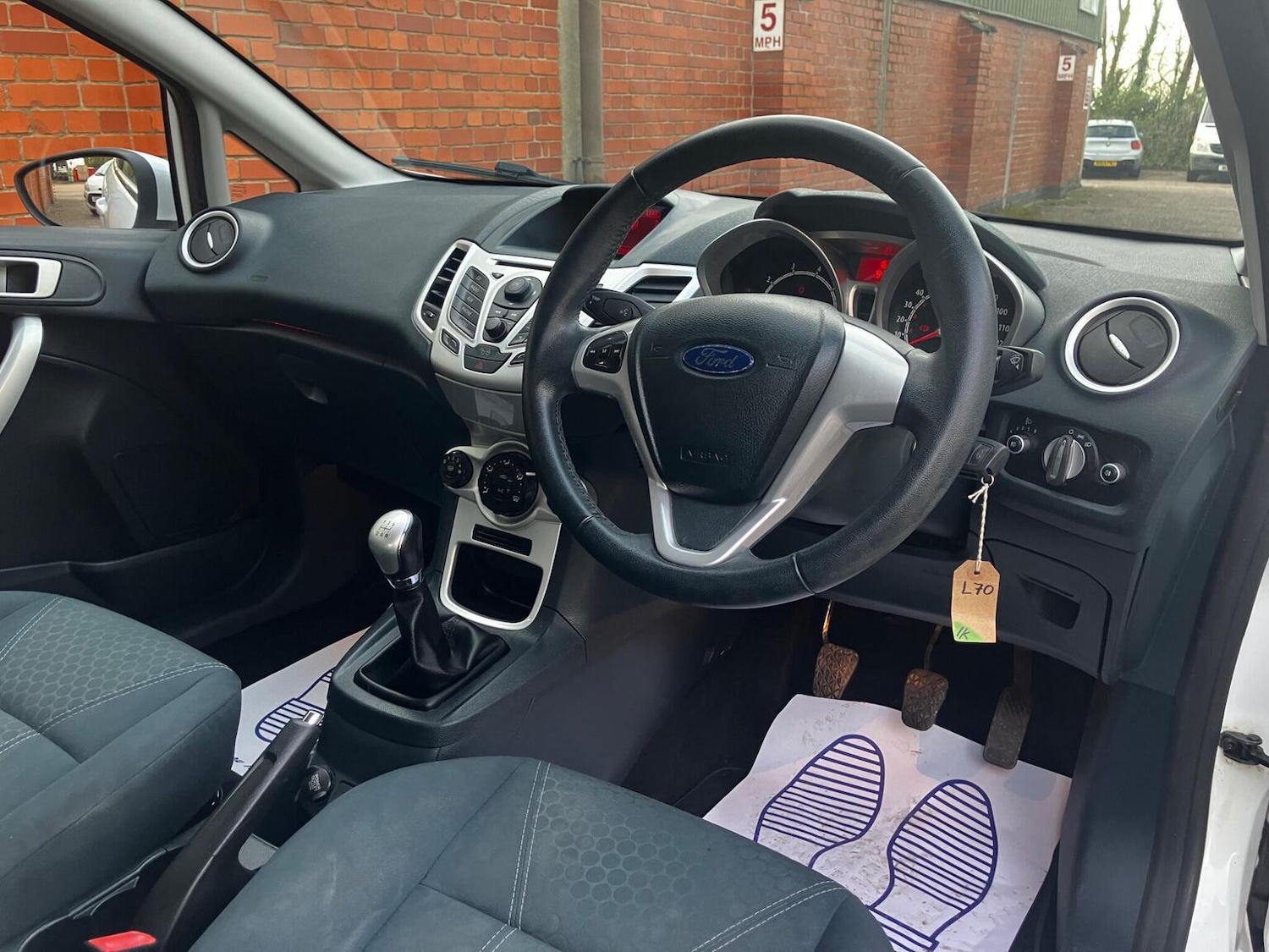 Used Ford Fiesta 2011 for sale - 78053298: Photo 7