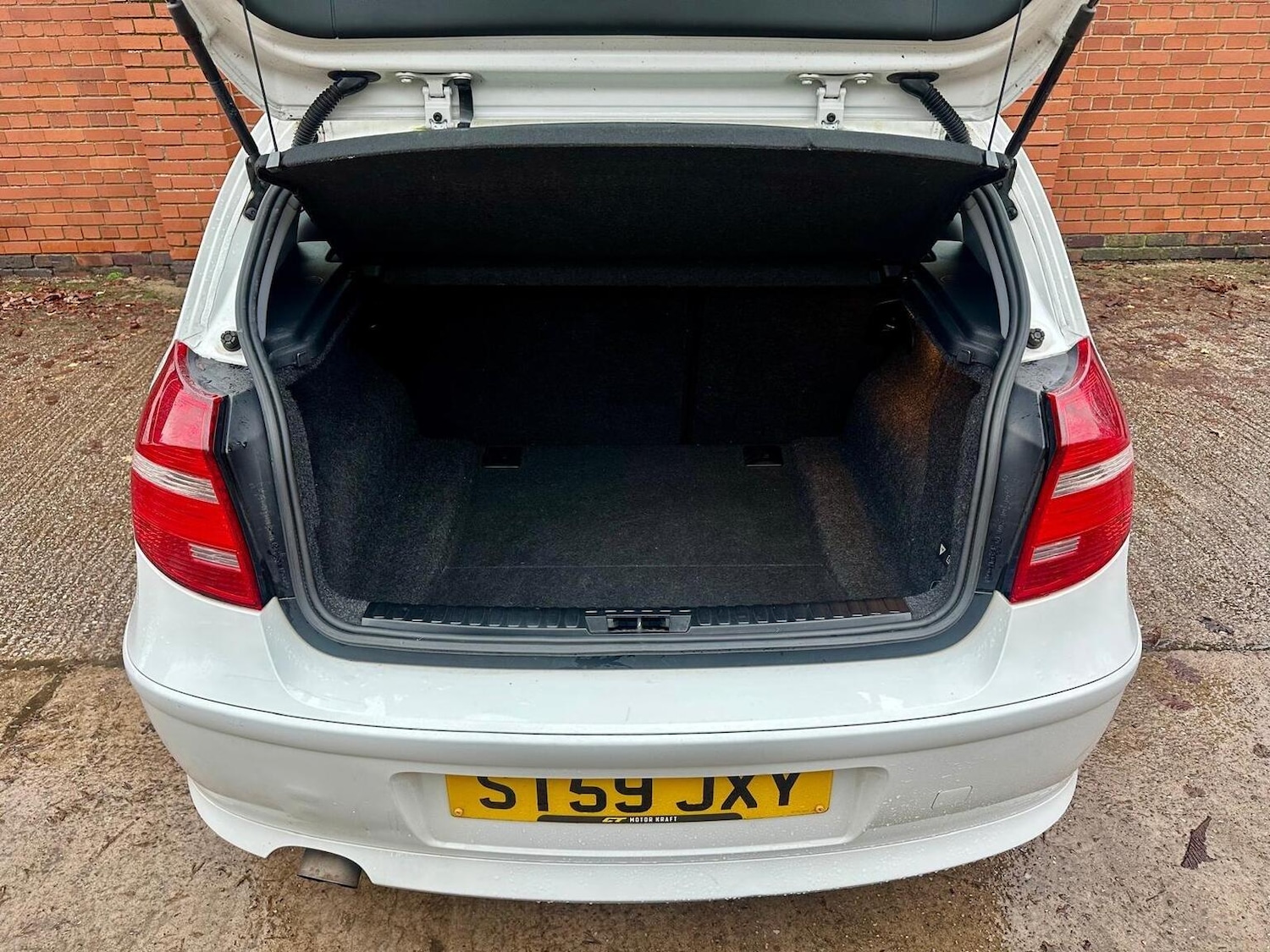 Used BMW 1 Series 2009 for sale - 76891784: Photo 17