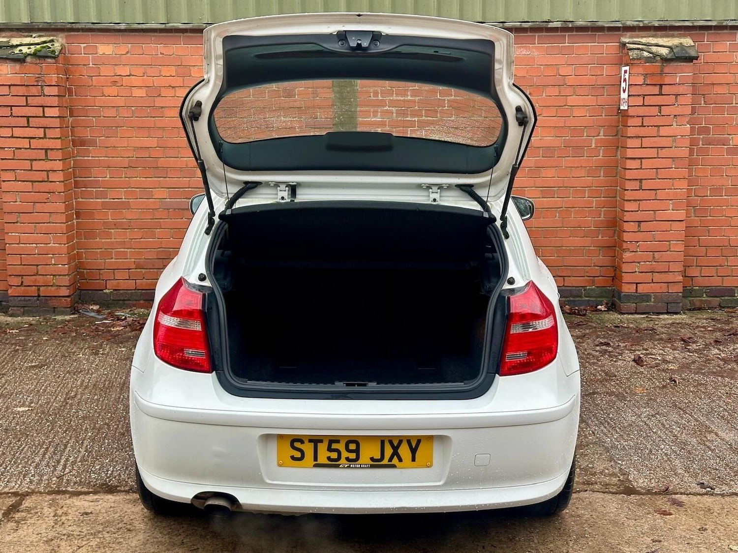 Used BMW 1 Series 2009 for sale - 76891784: Photo 18