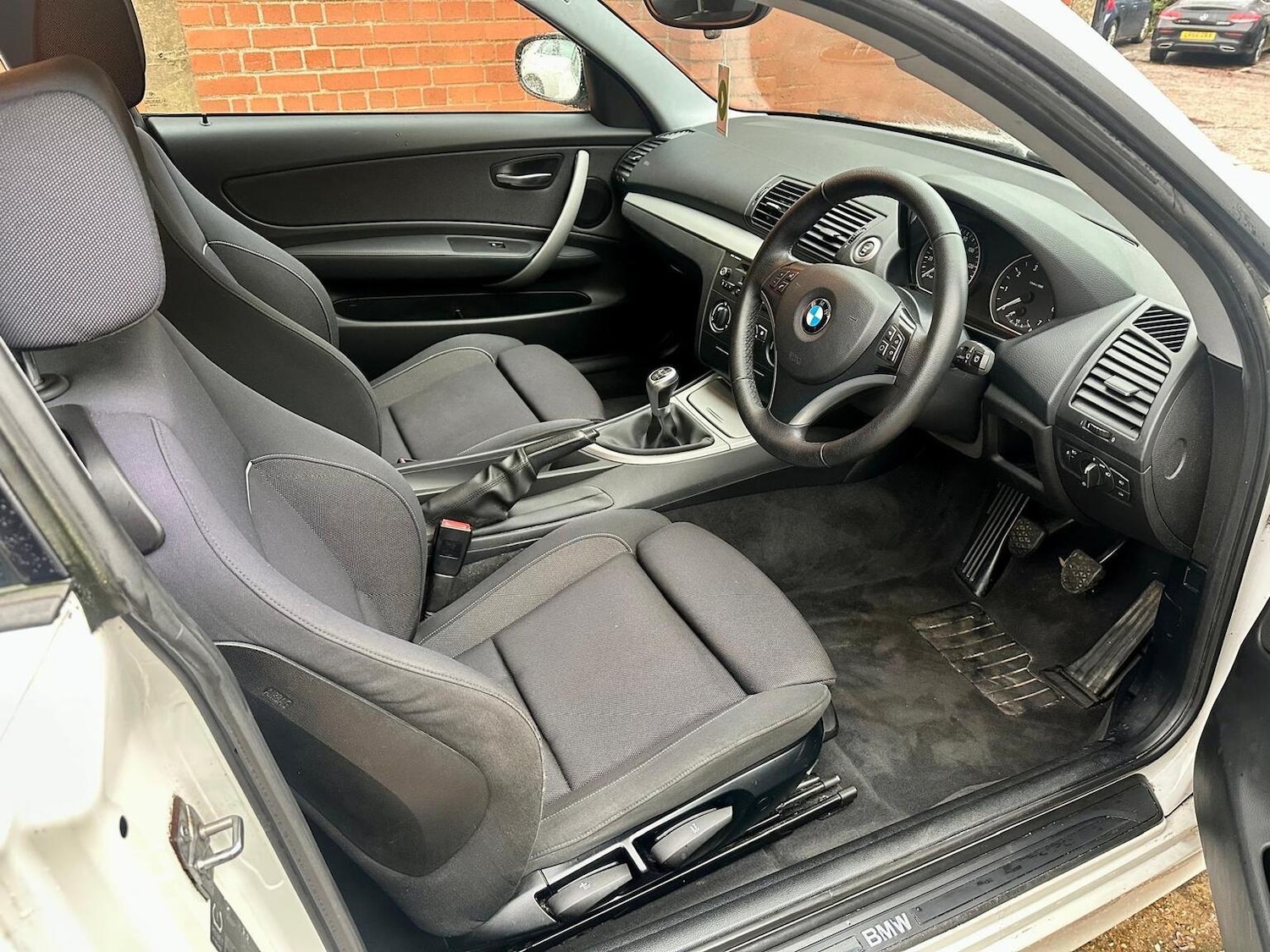 Used BMW 1 Series 2009 for sale - 76891784: Photo 3