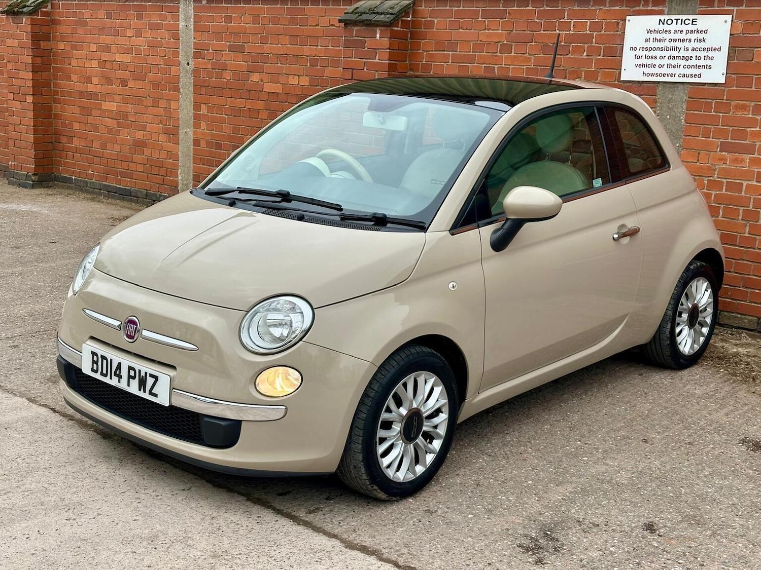 Used Fiat 500 2014 for sale - 77997263: Photo 12