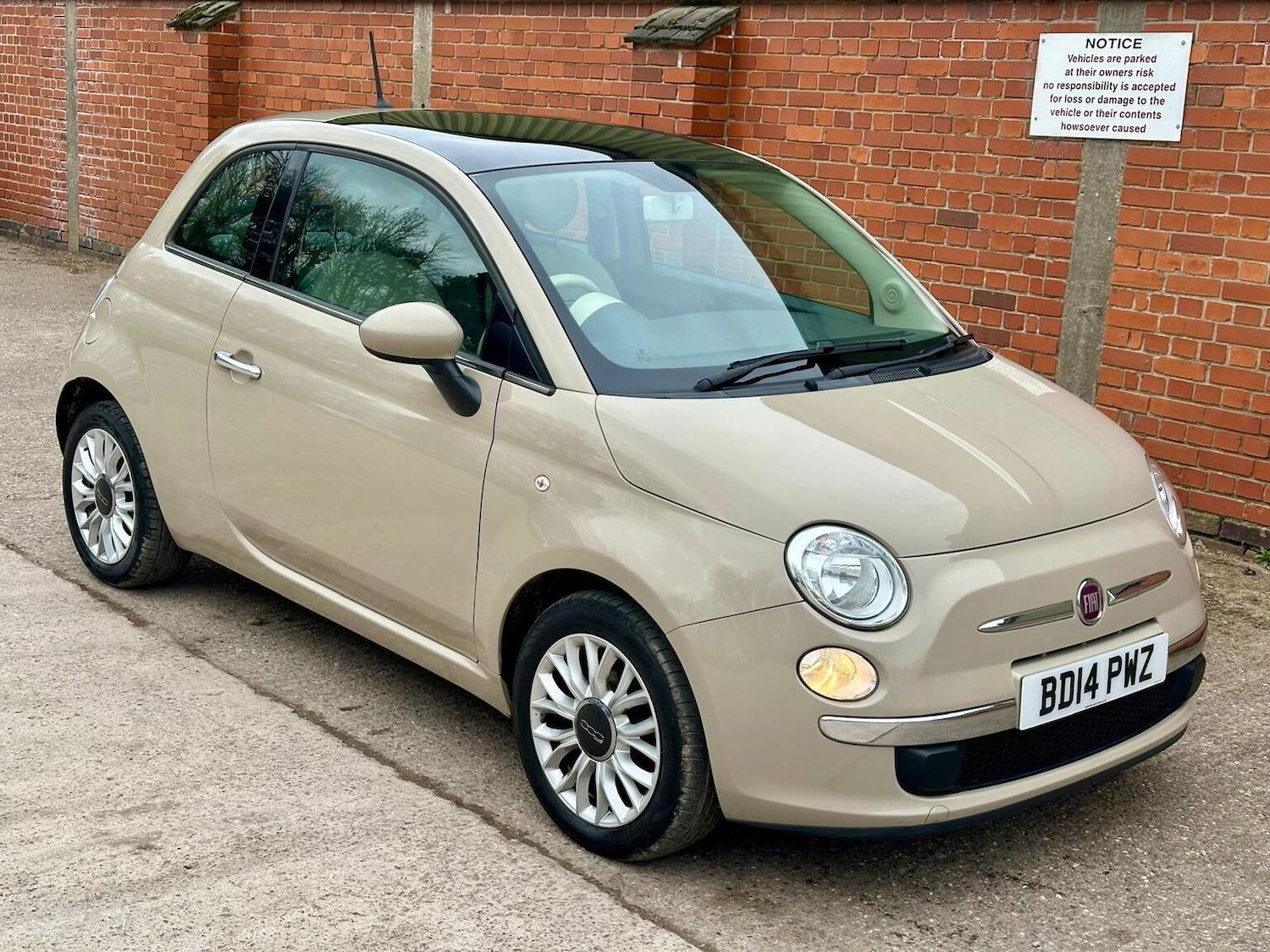 Used Fiat 500 2014 for sale - 77997263: Photo 2