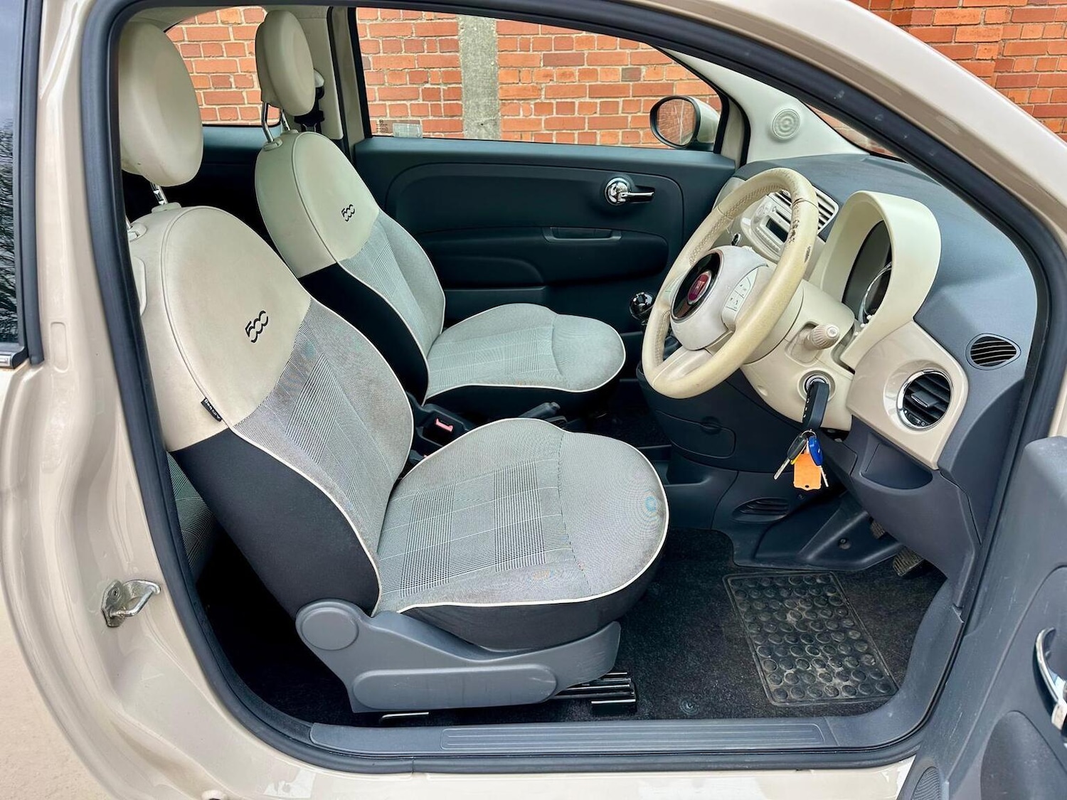 Used Fiat 500 2014 for sale - 77997263: Photo 6